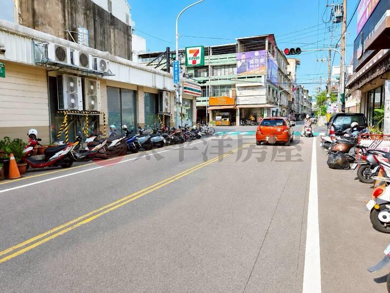 員林育英國小商一建地房屋室內格局與周邊環境