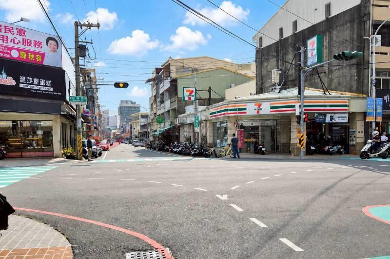 員林育英國小商一建地房屋室內格局與周邊環境