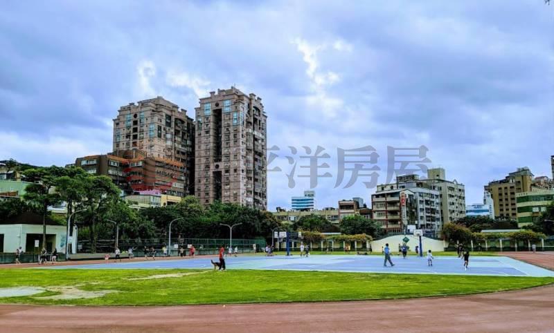 稀有市政大華圓中園大別墅房屋室內格局與周邊環境