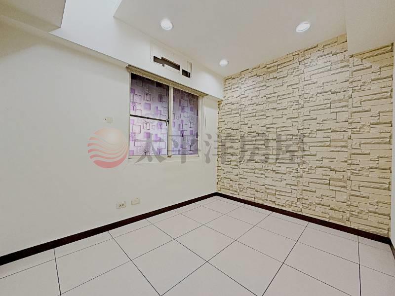 龍安高城生活圈-稀有美妝3房車房屋室內格局與周邊環境