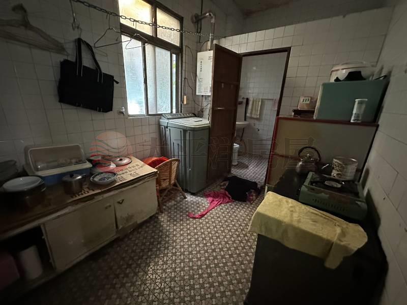 聖心對面a透店房屋室內格局與周邊環境