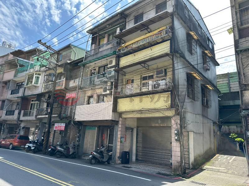 聖心對面a透店房屋室內格局與周邊環境