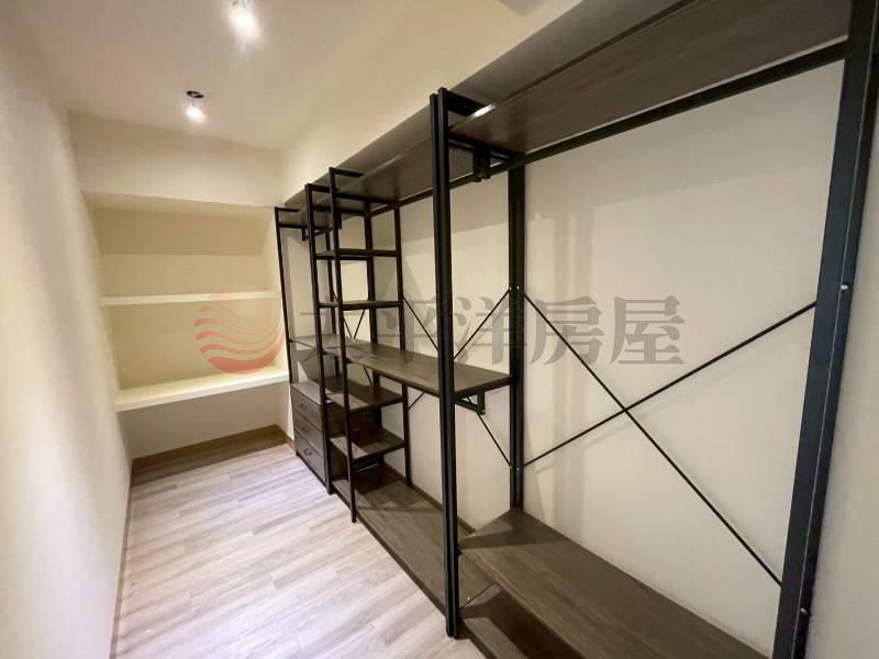 仁愛經典華廈三房房屋室內格局與周邊環境