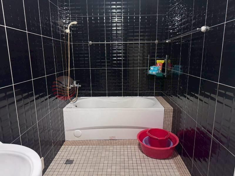 崇法靜巷獨棟大透天房屋室內格局與周邊環境