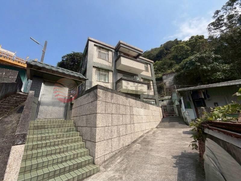 崇法靜巷獨棟大透天房屋室內格局與周邊環境