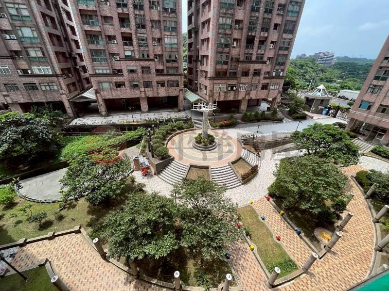 大香港精緻景觀屋房屋室內格局與周邊環境