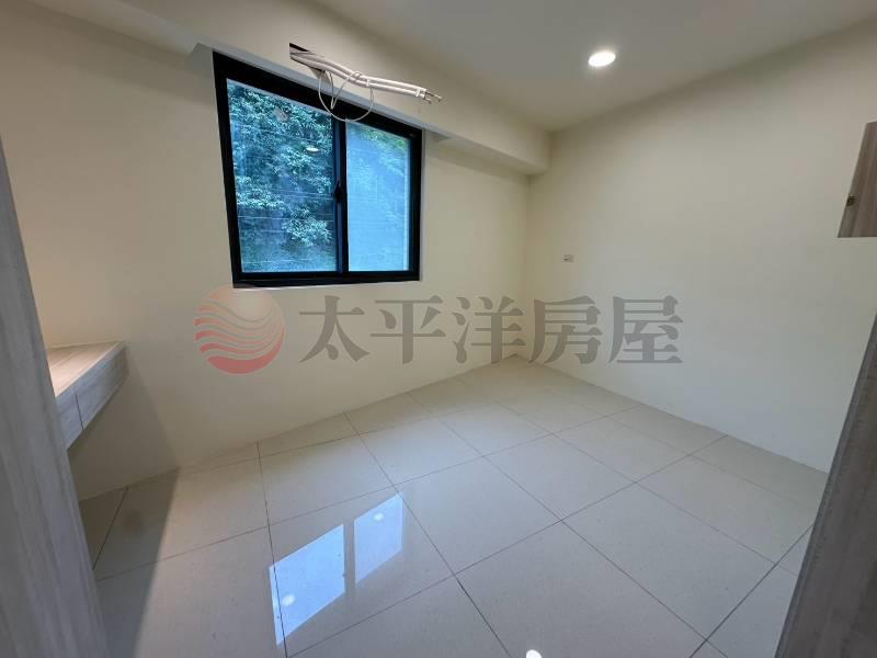 七堵精美2樓房屋室內格局與周邊環境