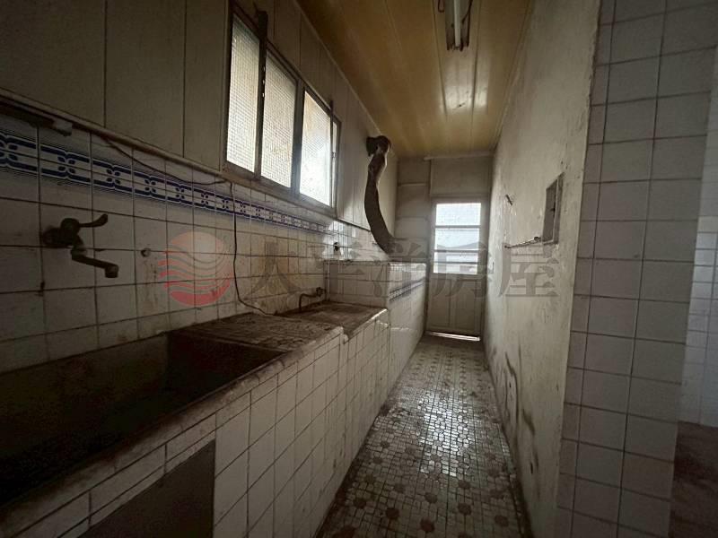 安ㄧ路便宜屋房屋室內格局與周邊環境