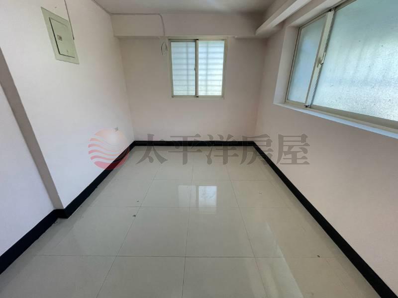 新西街稀有平地2樓四房美屋房屋室內格局與周邊環境