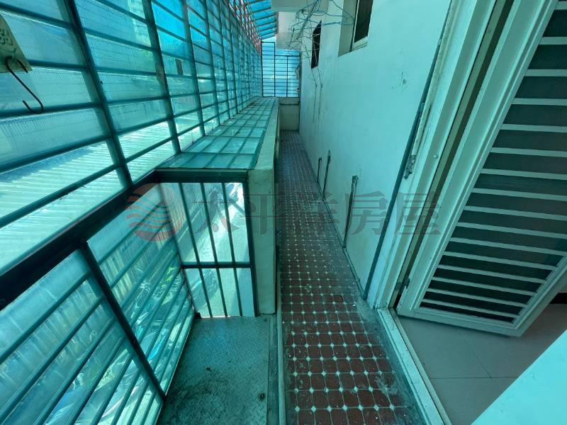 新西街稀有平地2樓四房美屋房屋室內格局與周邊環境