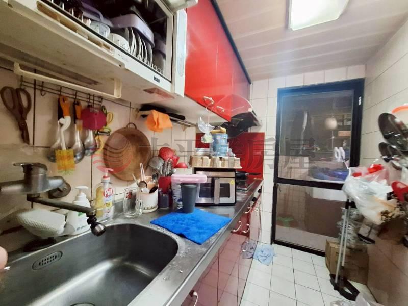 台北大國三房房屋室內格局與周邊環境