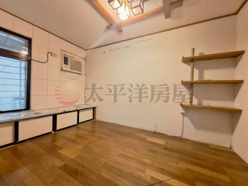 新桃花源樓中樓五房房屋室內格局與周邊環境