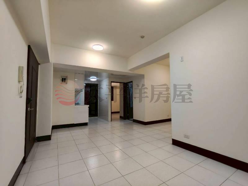 藍天麗地前區亮麗二房房屋室內格局與周邊環境