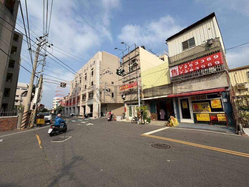 精誠雙路透店房屋室內格局與周邊環境