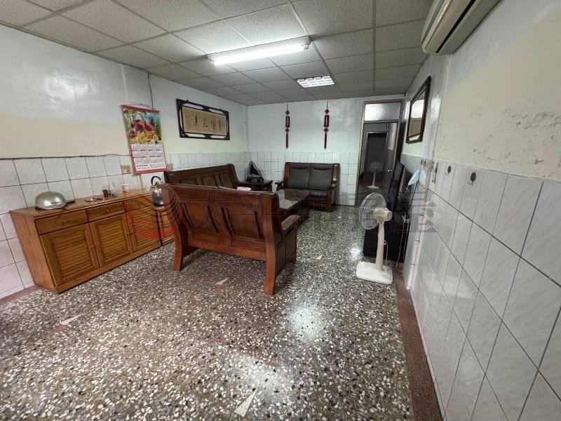 精誠雙路透店房屋室內格局與周邊環境