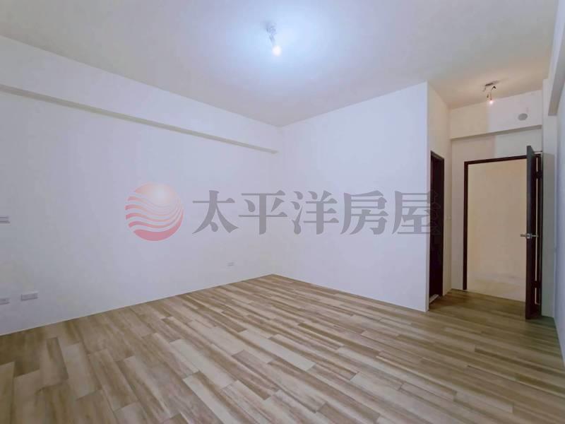 彰泰全新電梯別墅A房屋室內格局與周邊環境