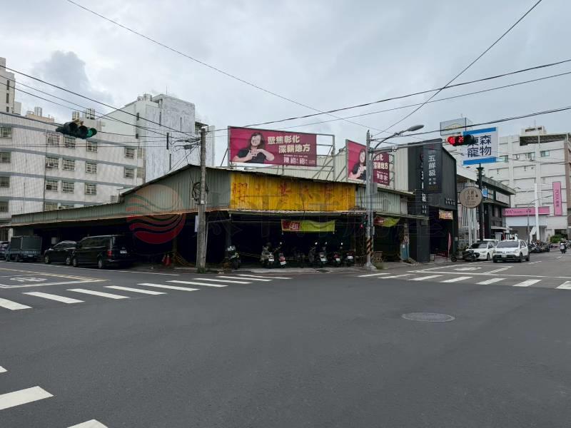 櫻花黃昏市場角地房屋室內格局與周邊環境