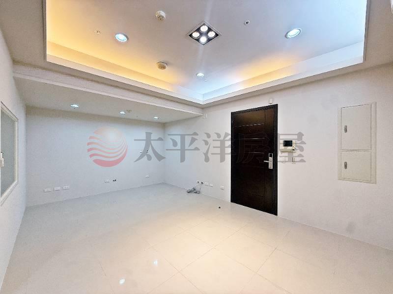 免千萬七期新光遠百時尚小豪宅含車中港Th房屋室內格局與周邊環境