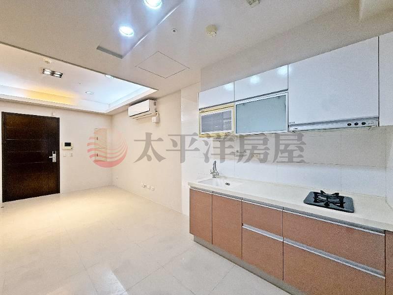 免千萬七期新光遠百時尚小豪宅含車中港Th房屋室內格局與周邊環境