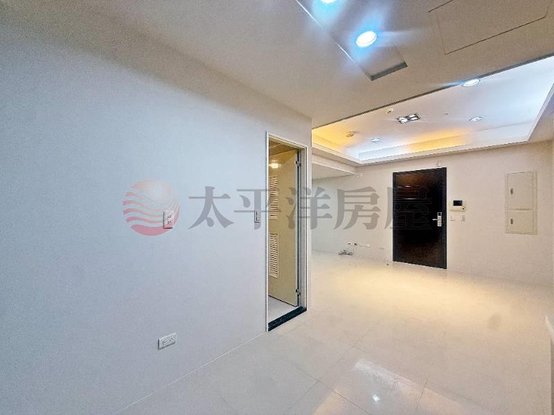 免千萬七期新光遠百時尚小豪宅含車中港Th房屋室內格局與周邊環境