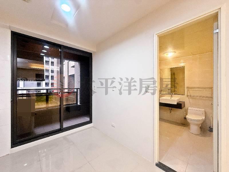免千萬七期新光遠百時尚小豪宅含車中港Th房屋室內格局與周邊環境