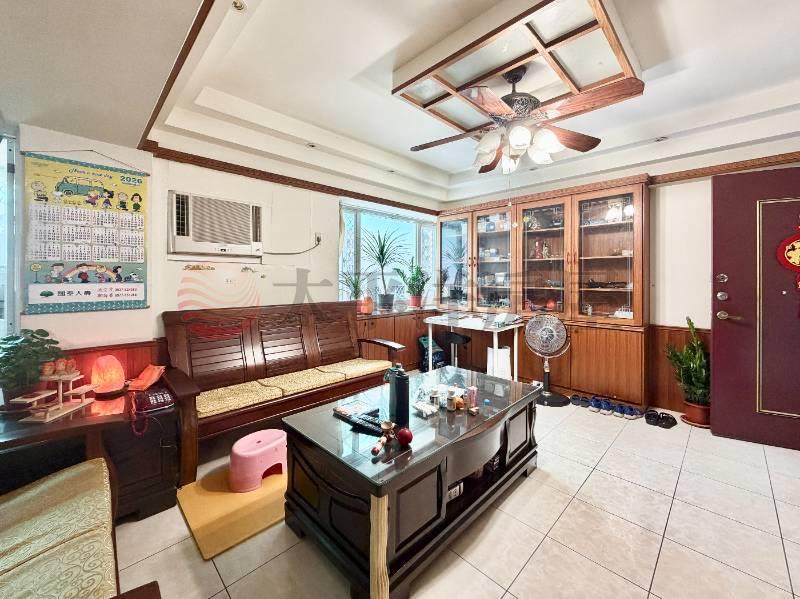 國美館特區【美術臻品】3+1房大空間稀有房屋室內格局與周邊環境