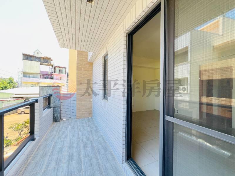 國4神岡交流道9房以上全新電梯大透天房屋室內格局與周邊環境