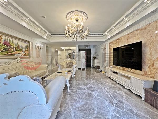 帝王戶 超美裝潢【鄉林皇居】高樓層 大四房屋室內格局與周邊環境