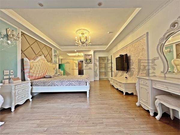 帝王戶 超美裝潢【鄉林皇居】高樓層 大四房屋室內格局與周邊環境