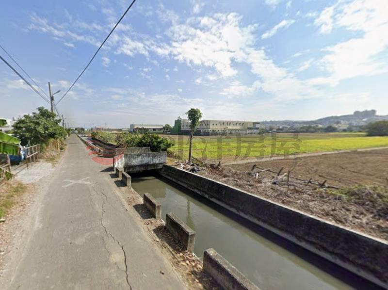 彰東優先重劃發展區平坦農地房屋室內格局與周邊環境