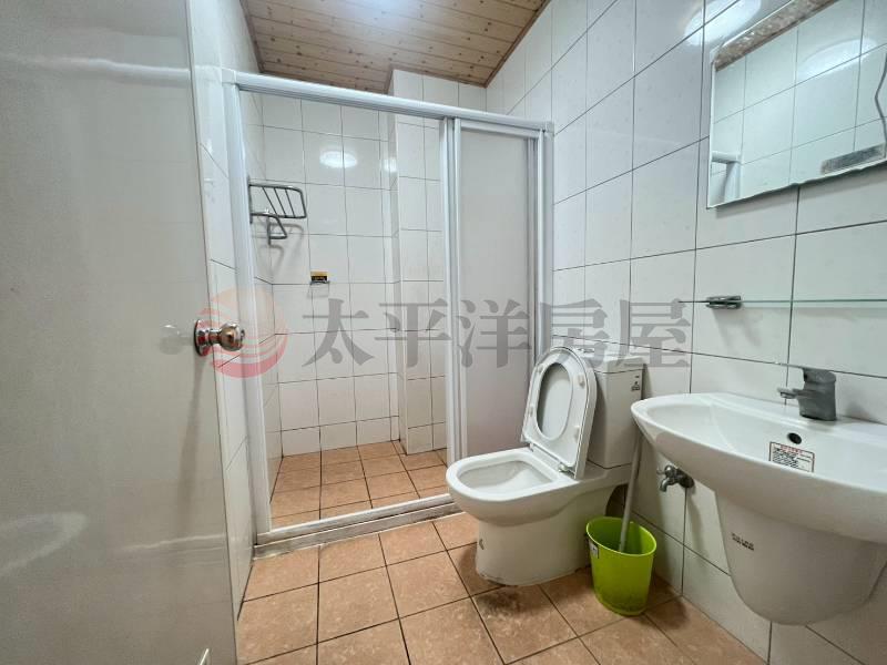 近陽明國中輕屋齡透天房屋室內格局與周邊環境