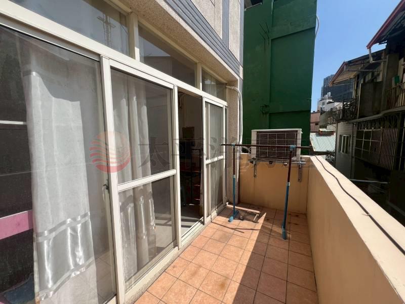 近陽明國中輕屋齡透天房屋室內格局與周邊環境