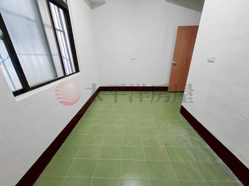 彰南路近大竹派出所全新整理透天房屋室內格局與周邊環境