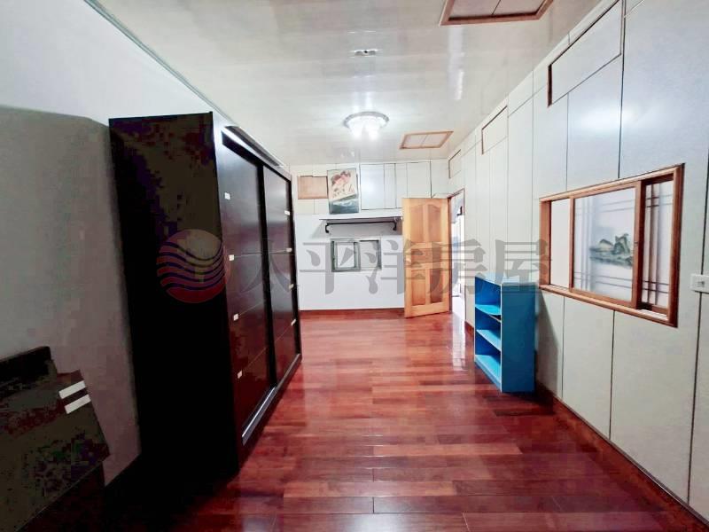 彰南路近大竹派出所全新整理透天房屋室內格局與周邊環境