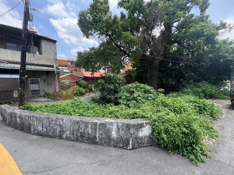 花壇明德街三面路住宅用地房屋室內格局與周邊環境