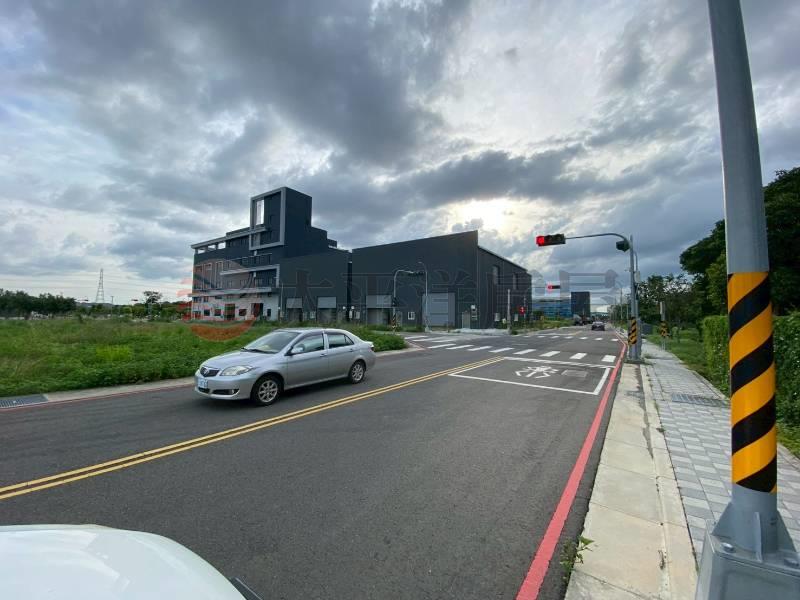 烏日環河段千坪乙工建地4房屋室內格局與周邊環境