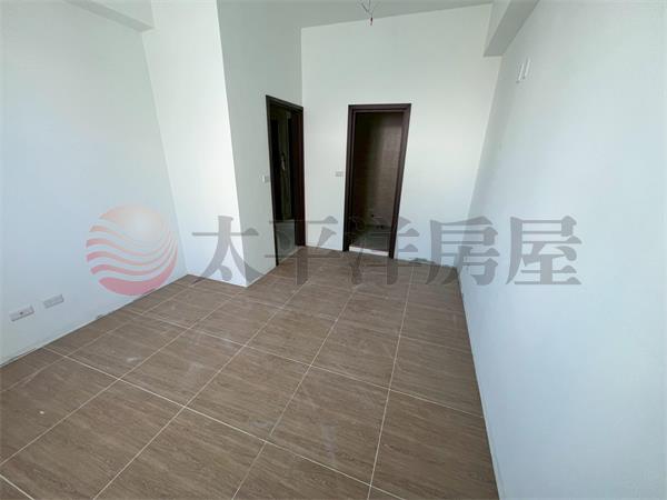 竹和路慶來竹和電梯新墅B區(四戶可選)房屋室內格局與周邊環境