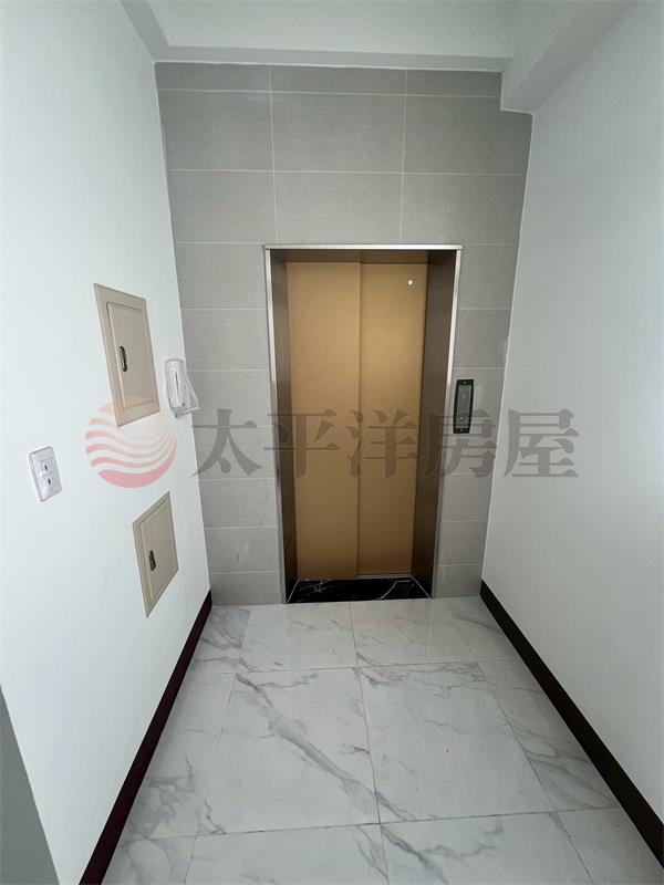 彰興國中旁正埔西街電梯黃金角店房屋室內格局與周邊環境