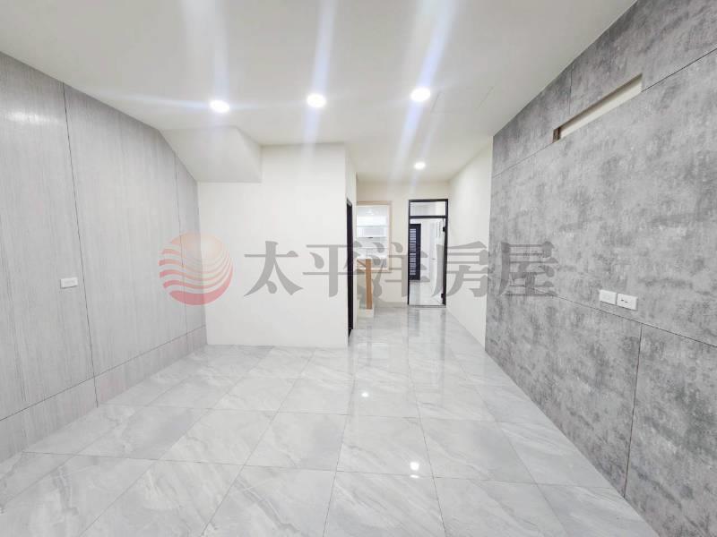 近圓林園全新整理騎樓車墅房屋室內格局與周邊環境