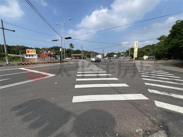 花壇74線旁平坦美農地房屋室內格局與周邊環境