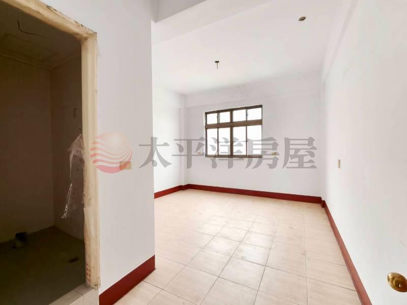 正曉陽路透天房屋室內格局與周邊環境