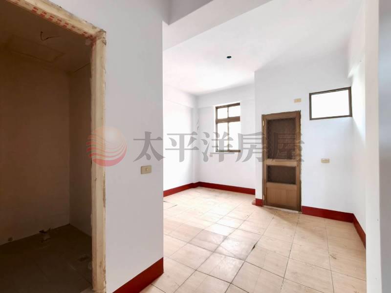 正曉陽路透天房屋室內格局與周邊環境