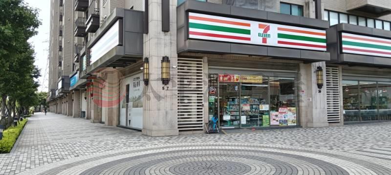 ﹝專﹞豐德路正路旁金店面