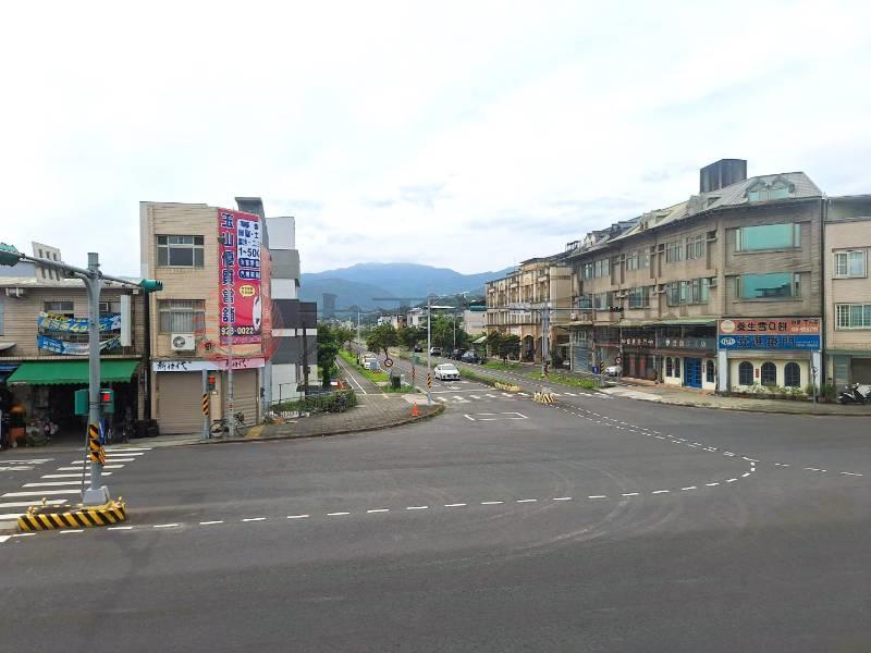 礁溪四城省道旁稀有店面房屋室內格局與周邊環境