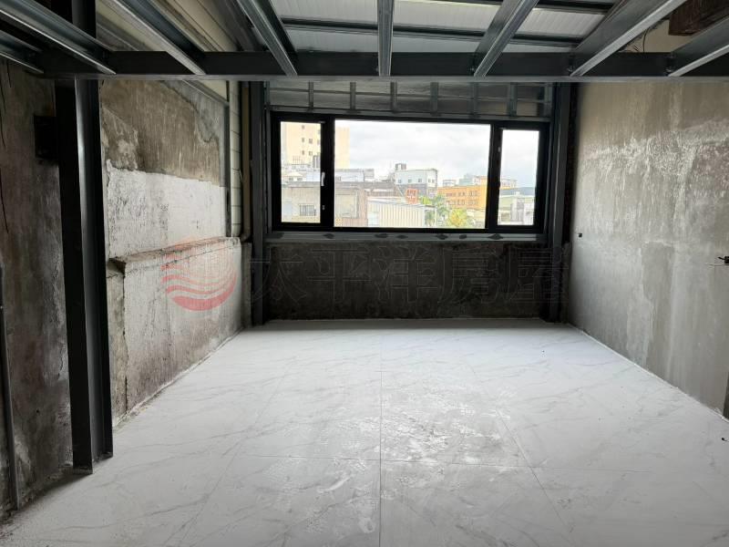 羅東鎮中心低總價店面透天房屋室內格局與周邊環境