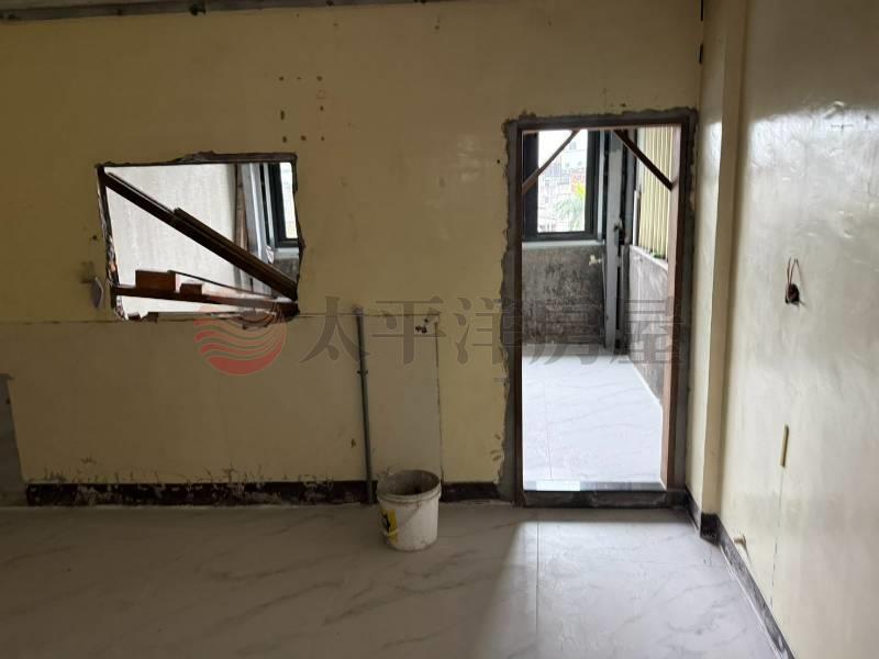 羅東鎮中心低總價店面透天房屋室內格局與周邊環境