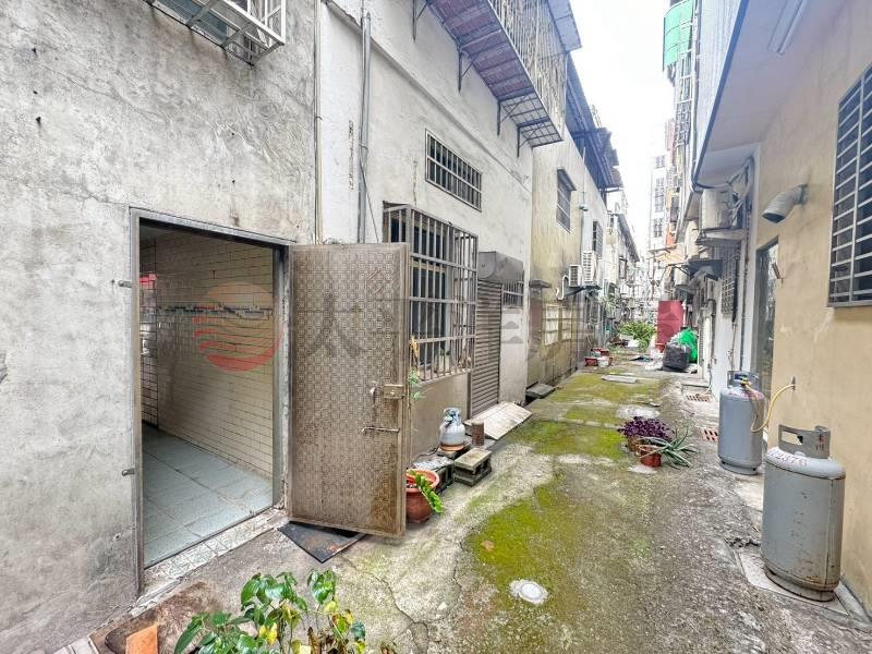 南區近興大臨25米路店住房屋室內格局與周邊環境