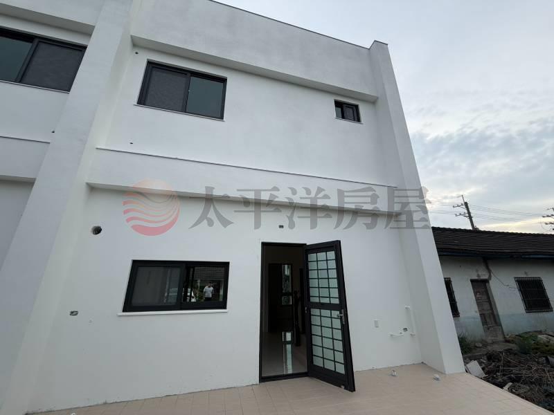 溪州前院停車美別墅房屋室內格局與周邊環境