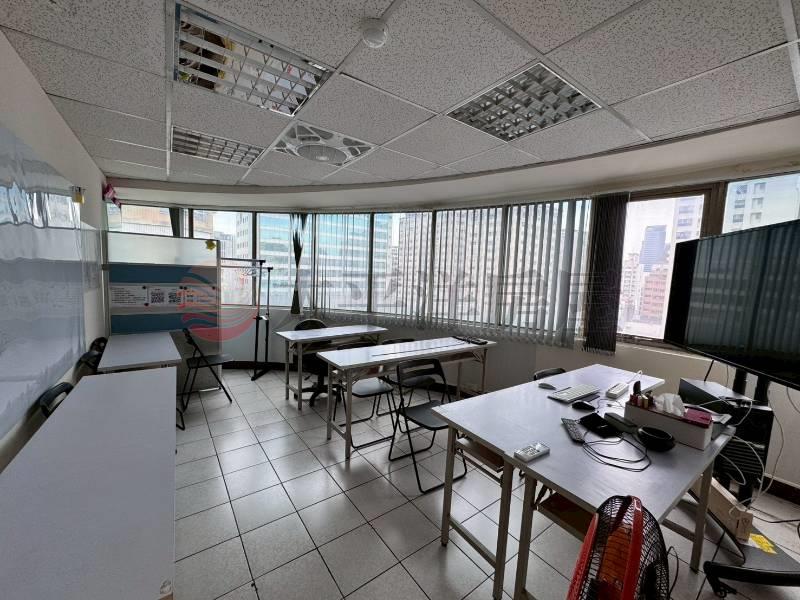 勇建通商大樓~住辦雙用+平車房屋室內格局與周邊環境