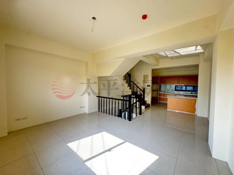 烏日溪南全新社區電梯別墅B房屋室內格局與周邊環境